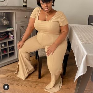 PLUS SIZE SQUARE NECK SPLIT JUMPSUIT FROM BOOHOO